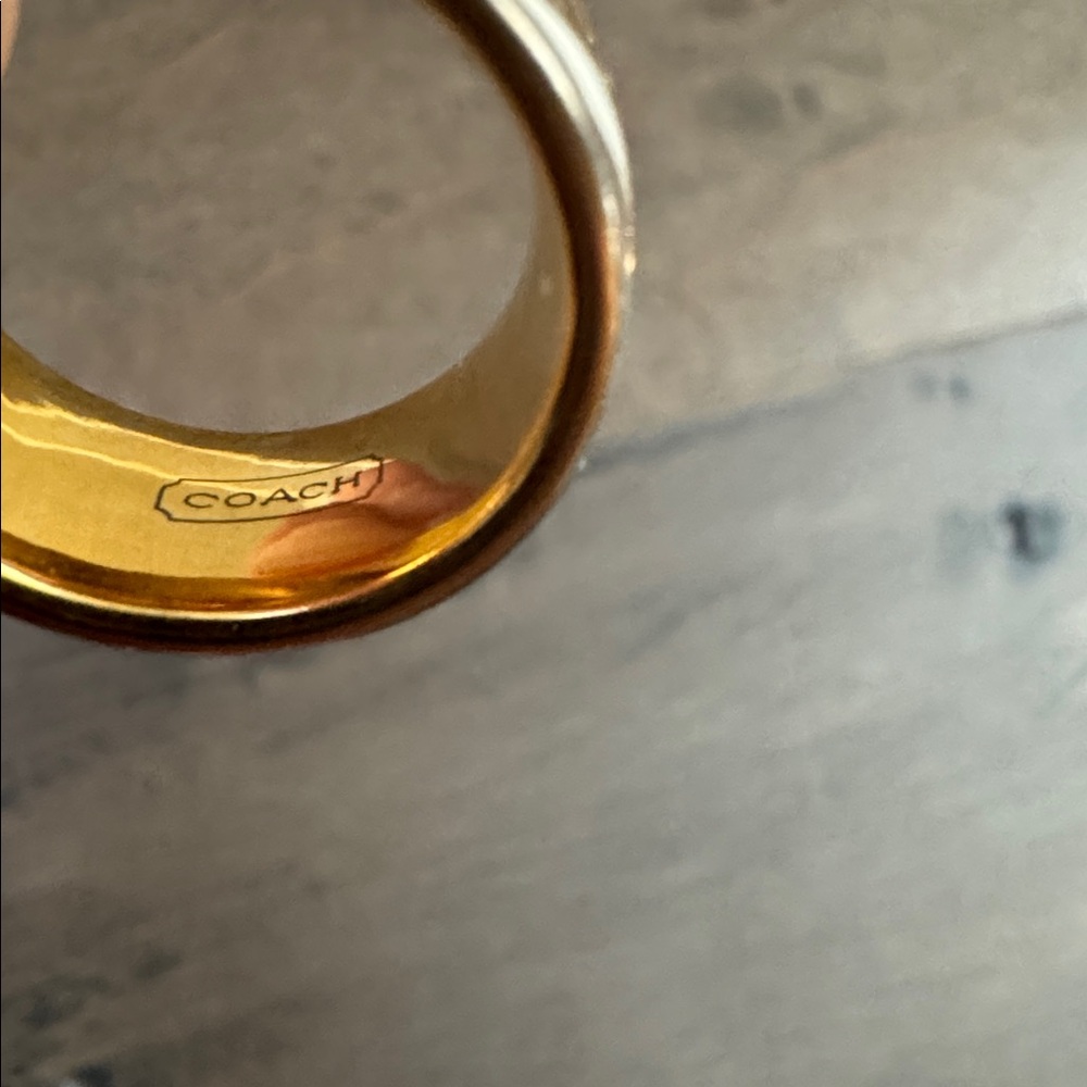 Coach Signature Enamel Ring Size 7 Gold Tone White Brown Logo Designer Jewelry - Picture 3 of 4